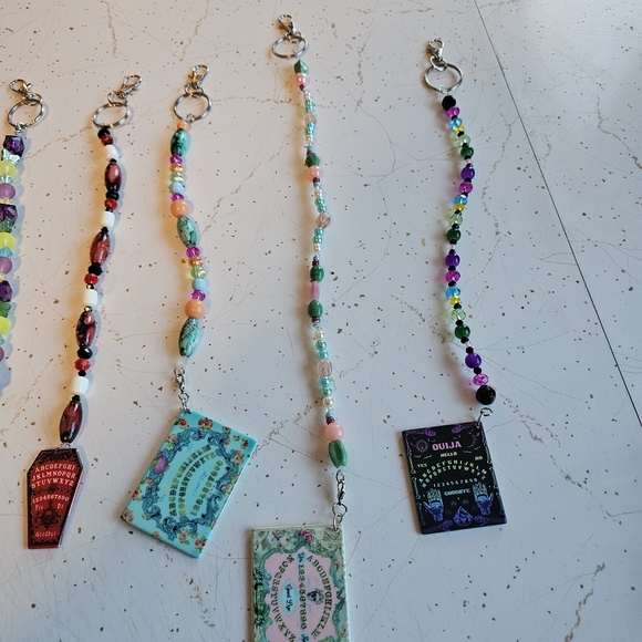 Ouija glass and crystal beaded Keychains. One of a kind. 12 different ones... - Picture 10 of 14
